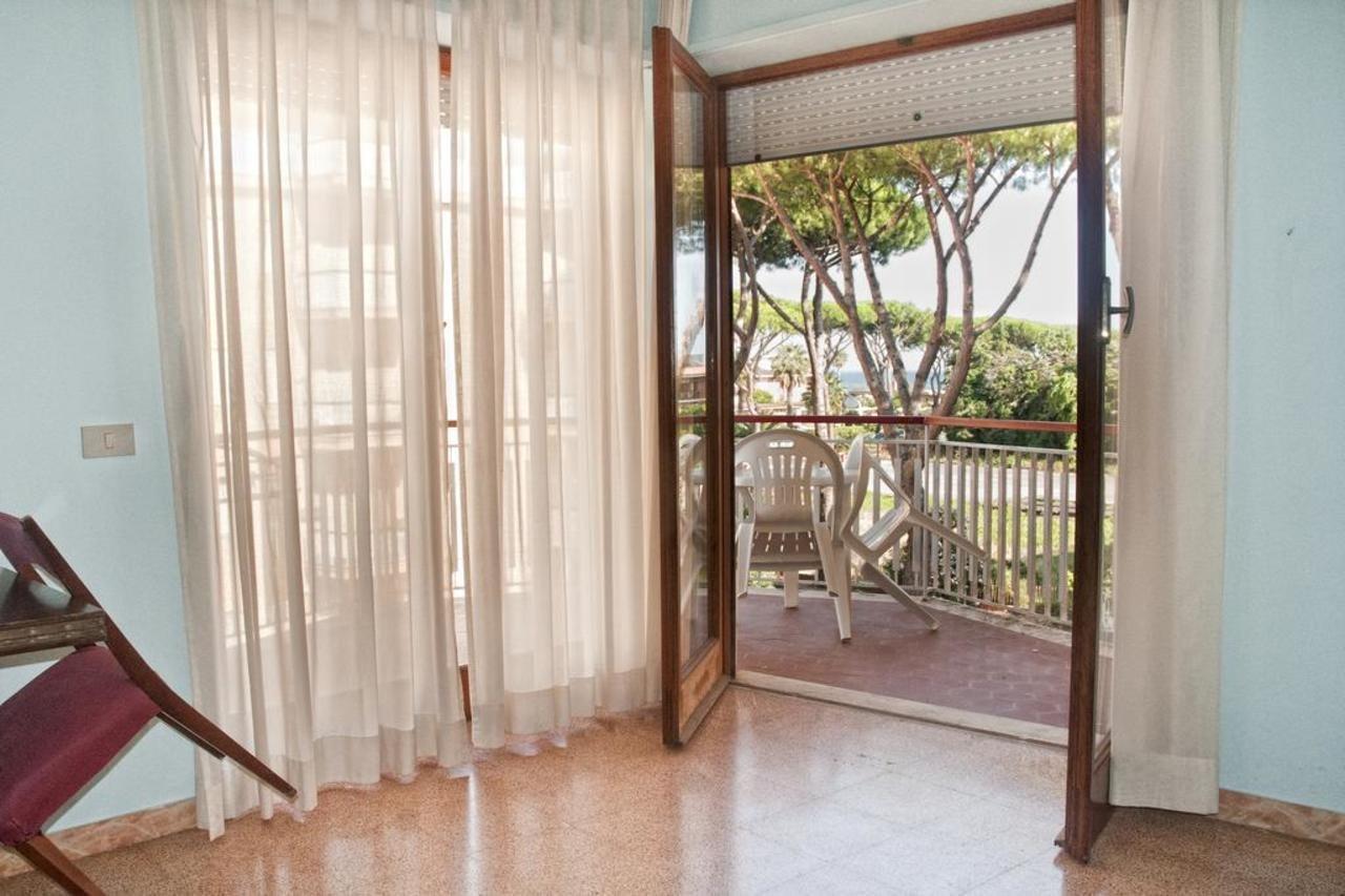 Residence Riva Gaia Terracina Exterior foto