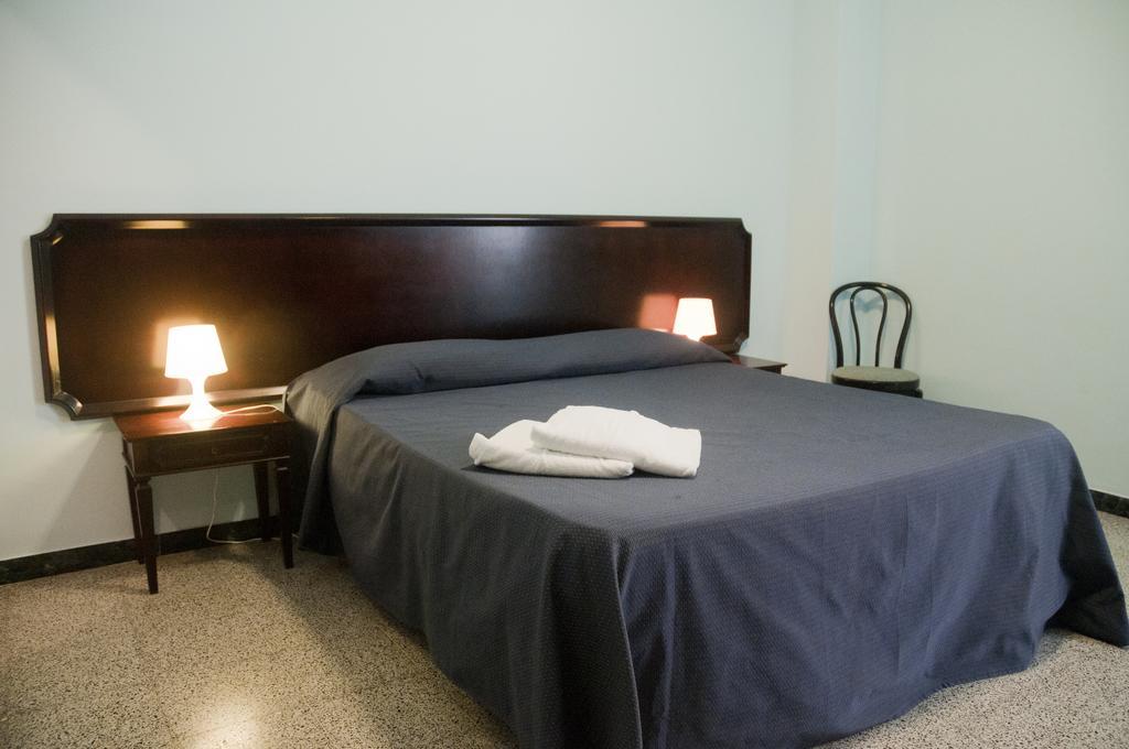 Residence Riva Gaia Terracina Habitación foto