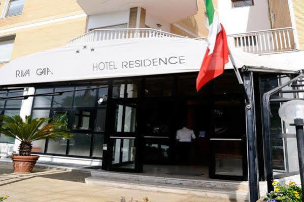 Residence Riva Gaia Terracina Exterior foto